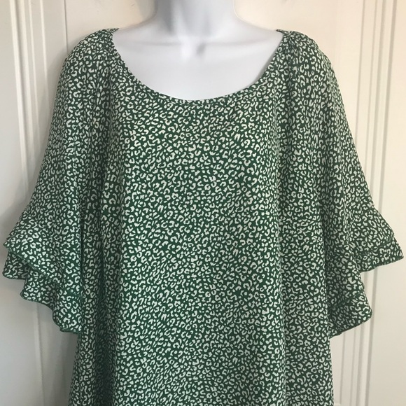 🔴 4/$15 SHEIN Women’s green floral print ruffle sleeve blouse + size 18 in EUC - Picture 6 of 13